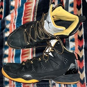 Size 12 -NIKE JORDAN Melo Mid Black Atomic Mango 2014 Black Yellow Metallic Heel